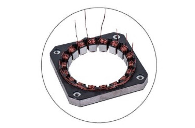 Двухстанционная машина намотки статора иглой NDS2W-01